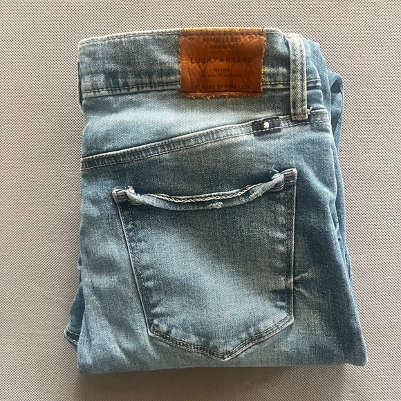 Lucky Brand Denim Light Wash Blue Jeans Brooke Crop Size 8/29 Woman’s Pants - Picture 1 of 9